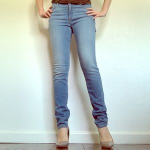 Alexander Wang straight jeans size 27 middle waist